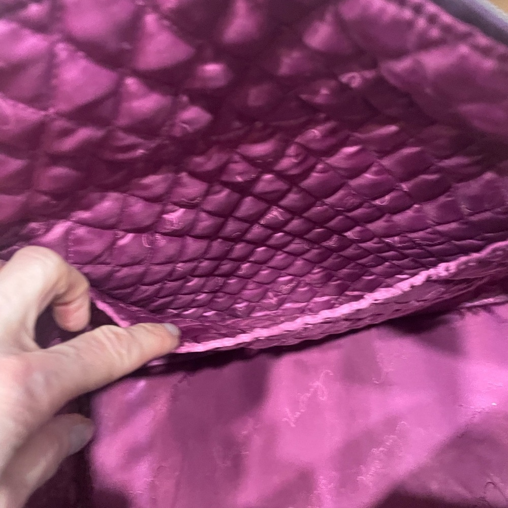 Vera Bradley Medium Size Tote - Picture 4 of 10
